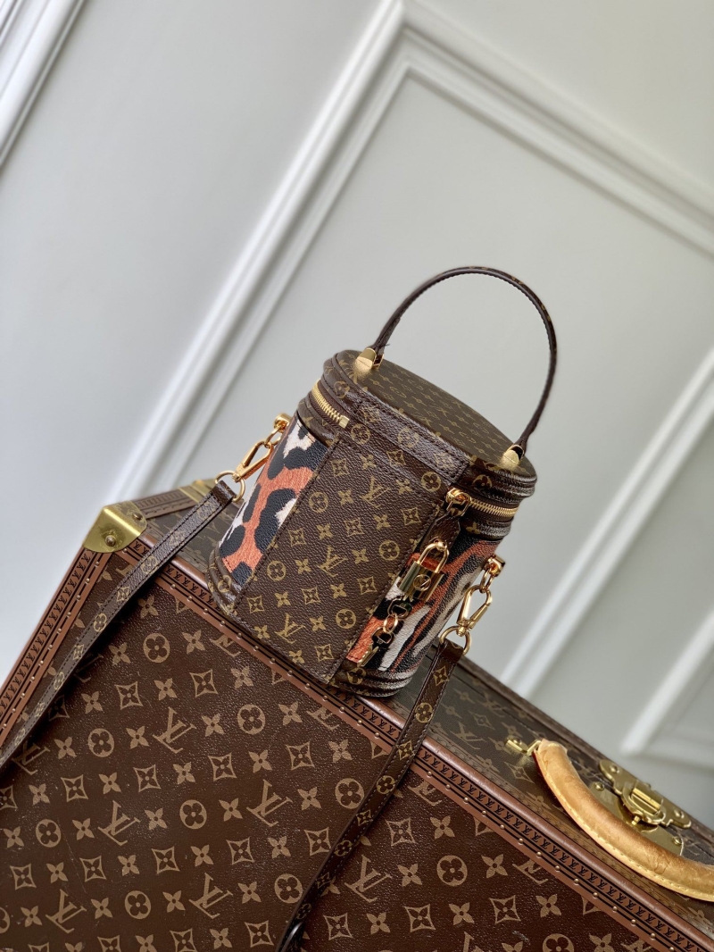 LV Bucket Bags